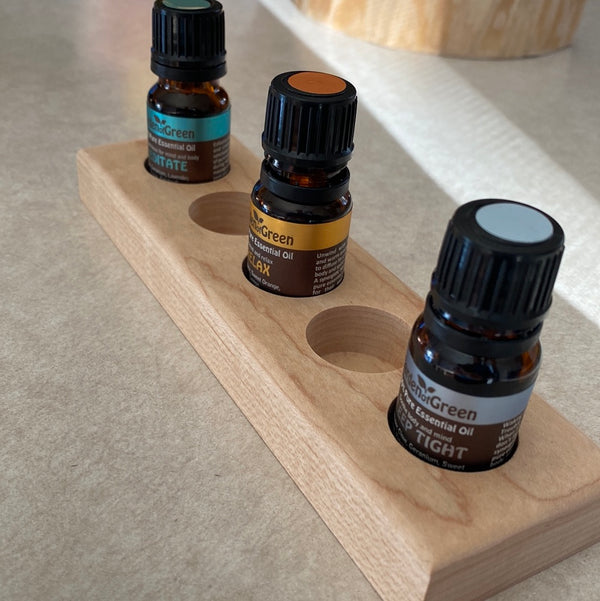 Show off your favorite 5 10ml essential oils with this gorgeous wooden display stand with maple wood! Its smooth finish gives it a luxurious feel and unique look, perfect for displaying your favorite essential oil blends.